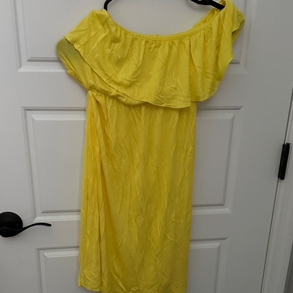 Yellow sundress